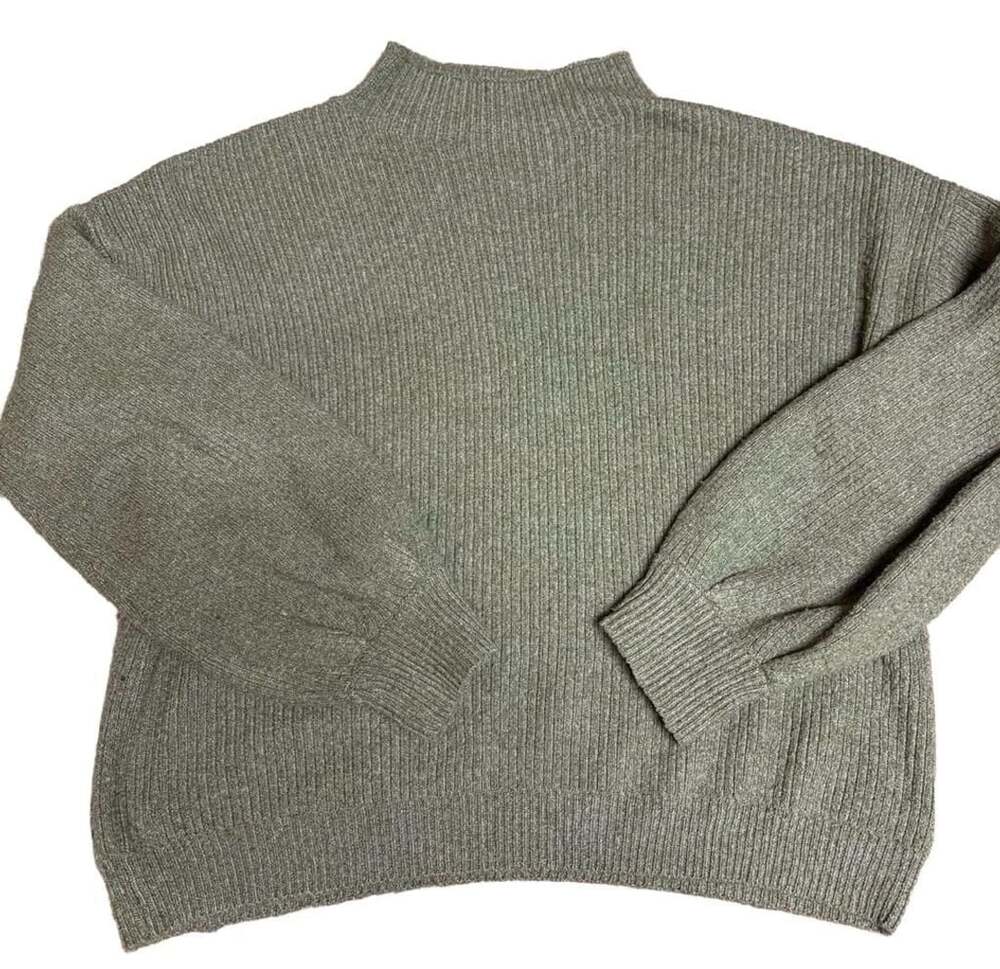 Pinque Green Ribbed Knit Sweater Medium